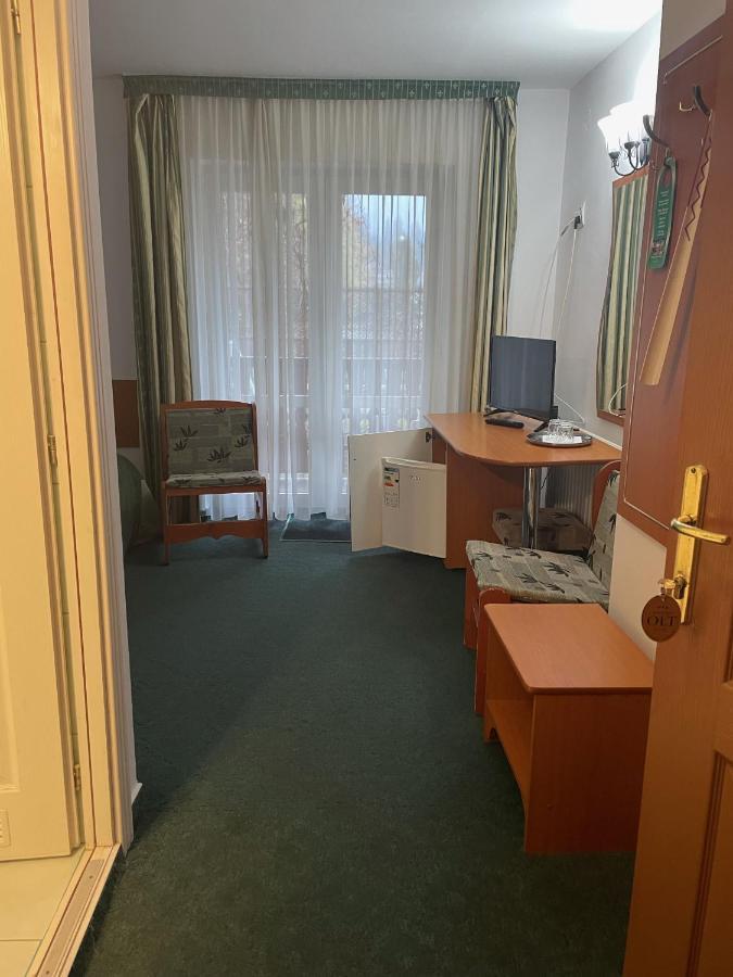 Pensiunea Olt Centrum/ Olt Centrum Panzio BaileTusnad Eksteriør bilde